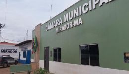 SESSÃO NA CÂMARA MUNICIPAL DE MIRADOR COM POSSE DE NOVO SECRETÁRIO
